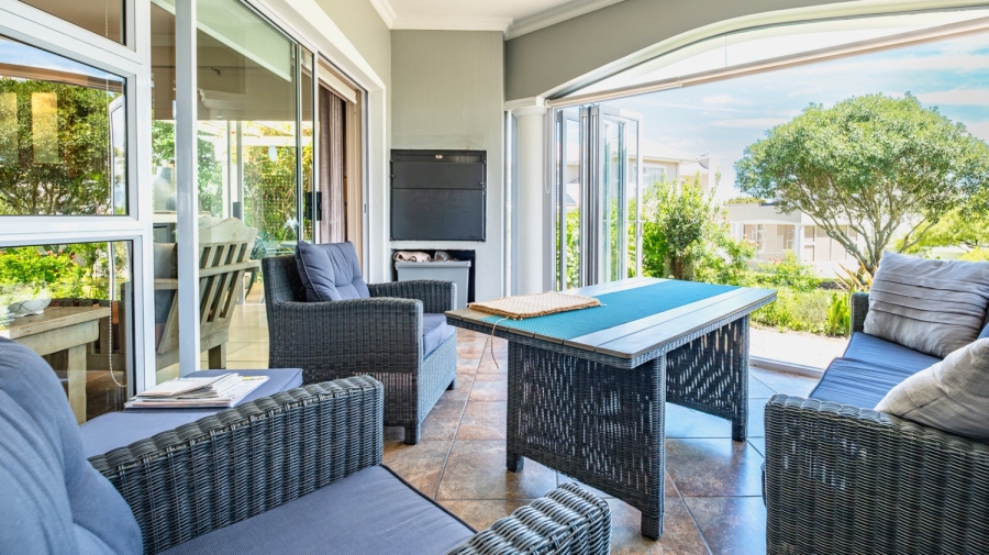 3 Bedroom Property for Sale in Kingswood Golf Estate Western Cape